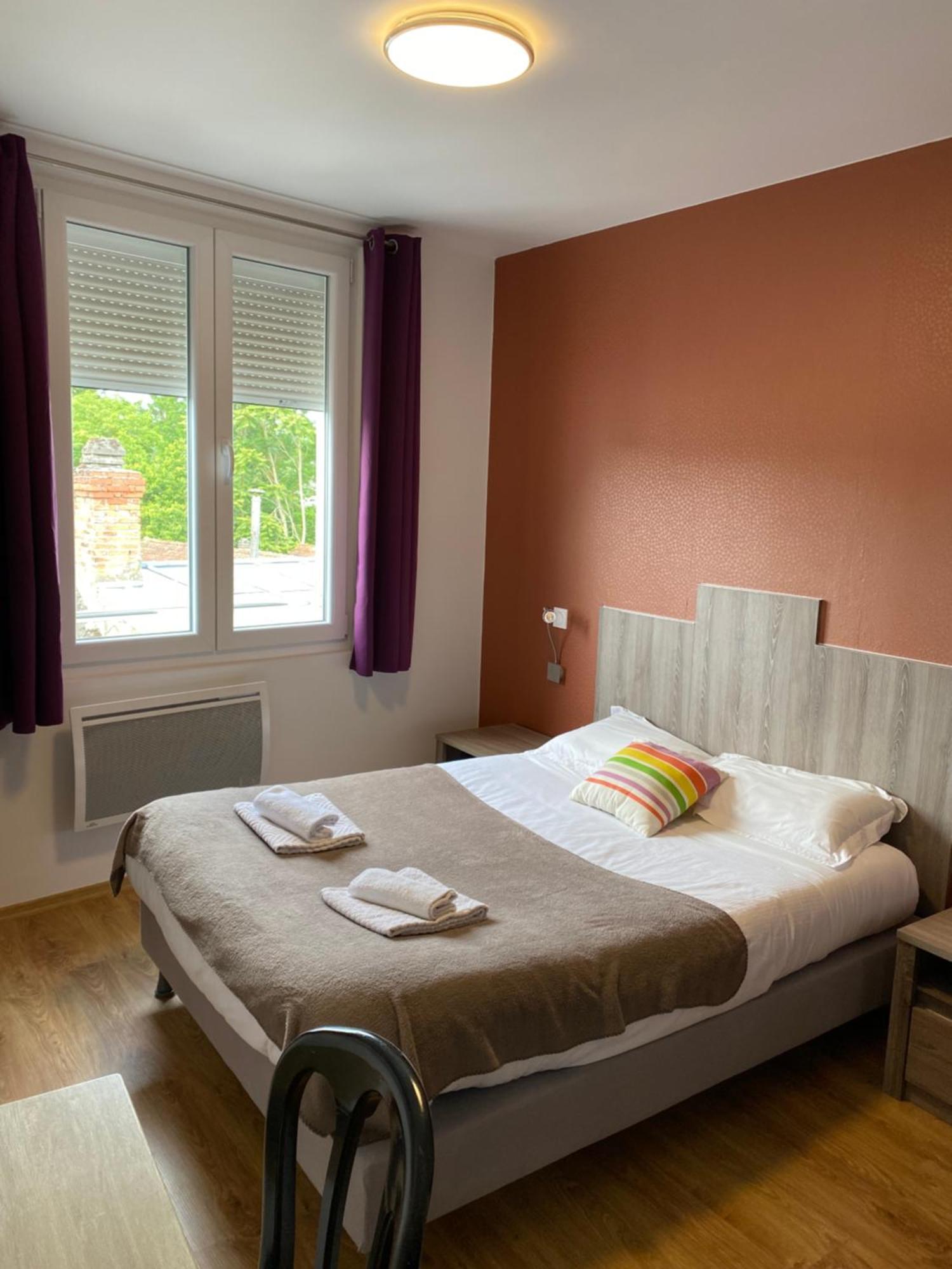 Hotel Le Saint Amand Bagian luar foto