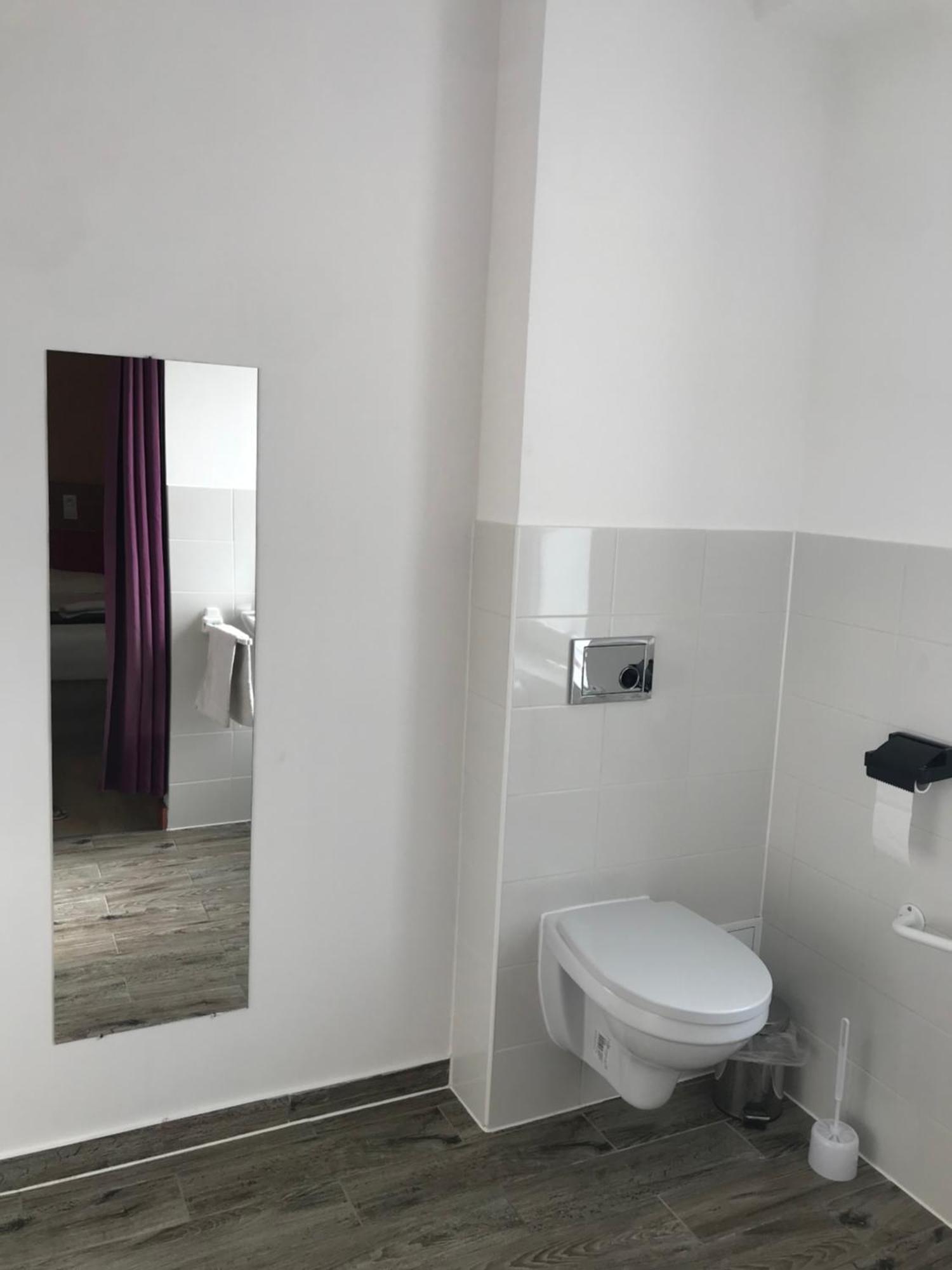 Hotel Le Saint Amand Bagian luar foto