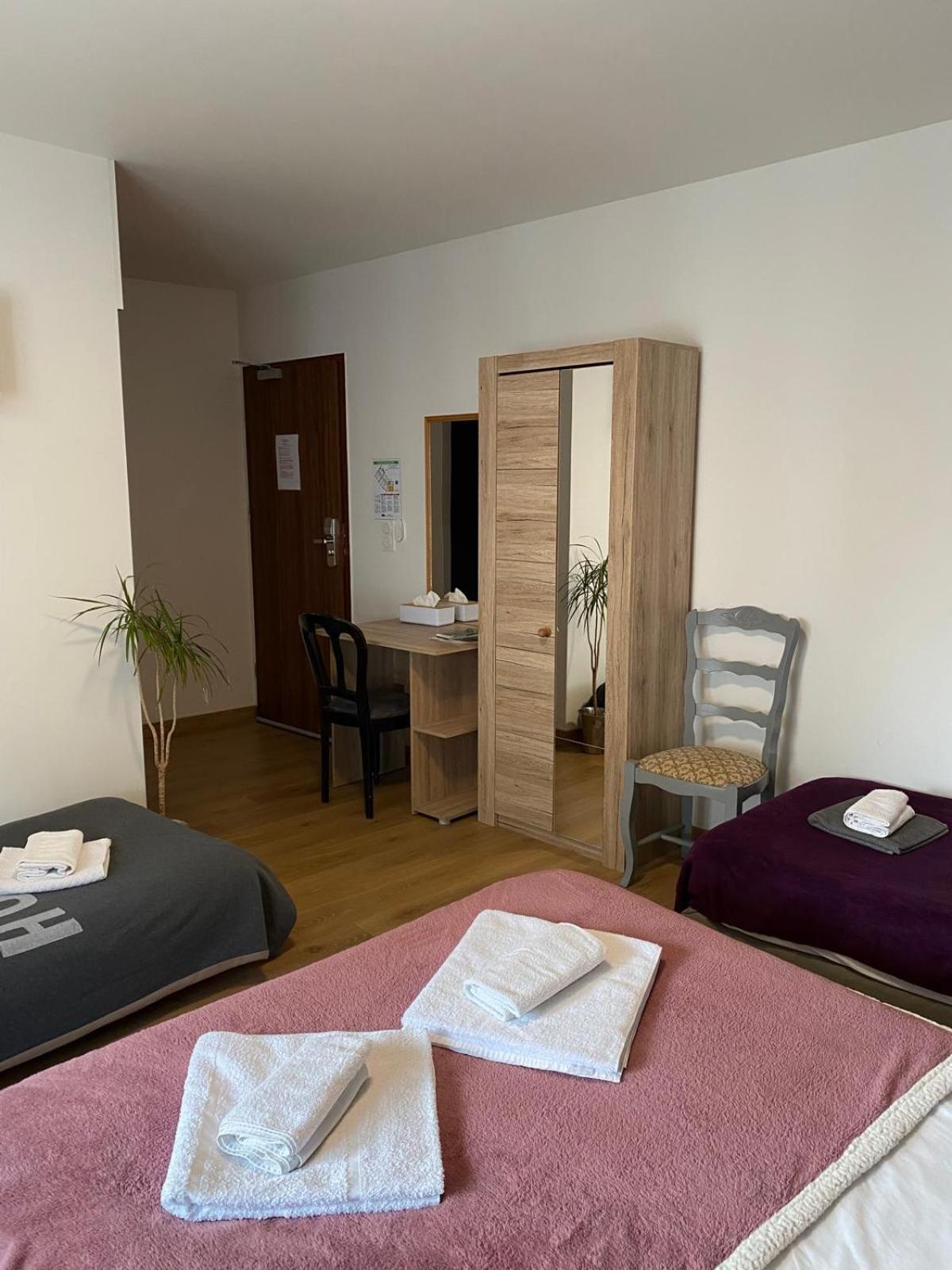 Hotel Le Saint Amand Bagian luar foto