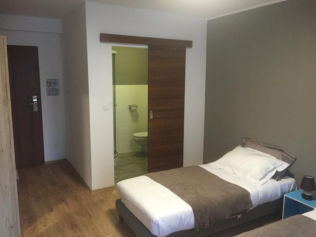 Hotel Le Saint Amand Ruang foto