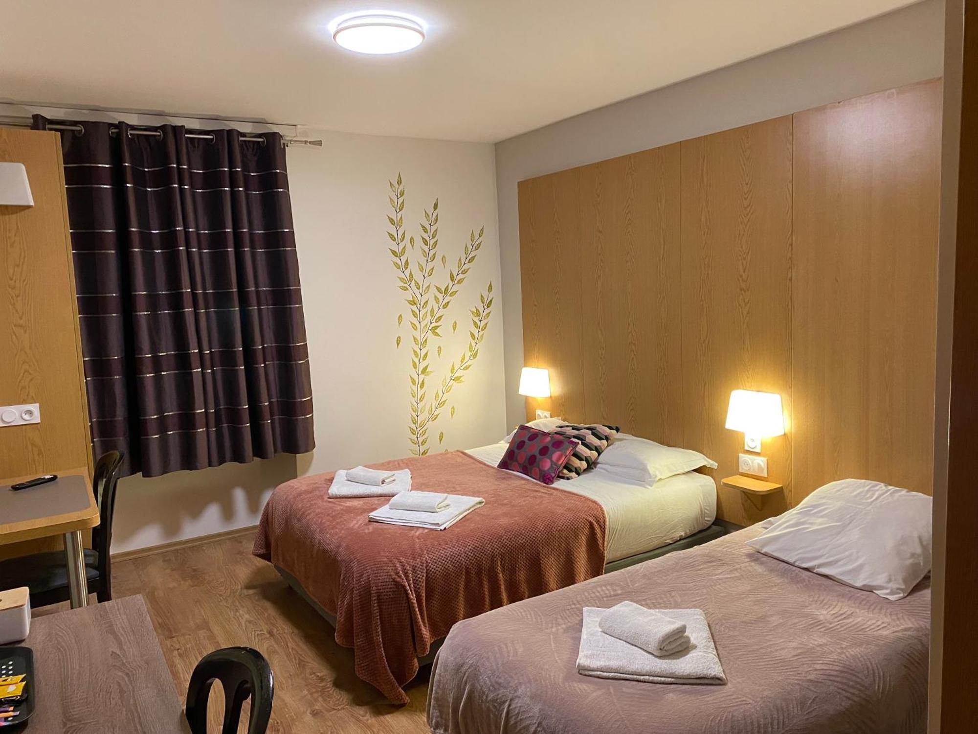 Hotel Le Saint Amand Bagian luar foto